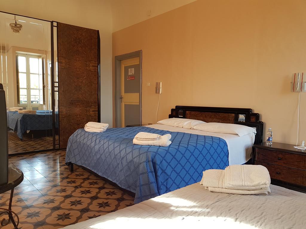 Il Casale Hotell Milazzo Eksteriør bilde